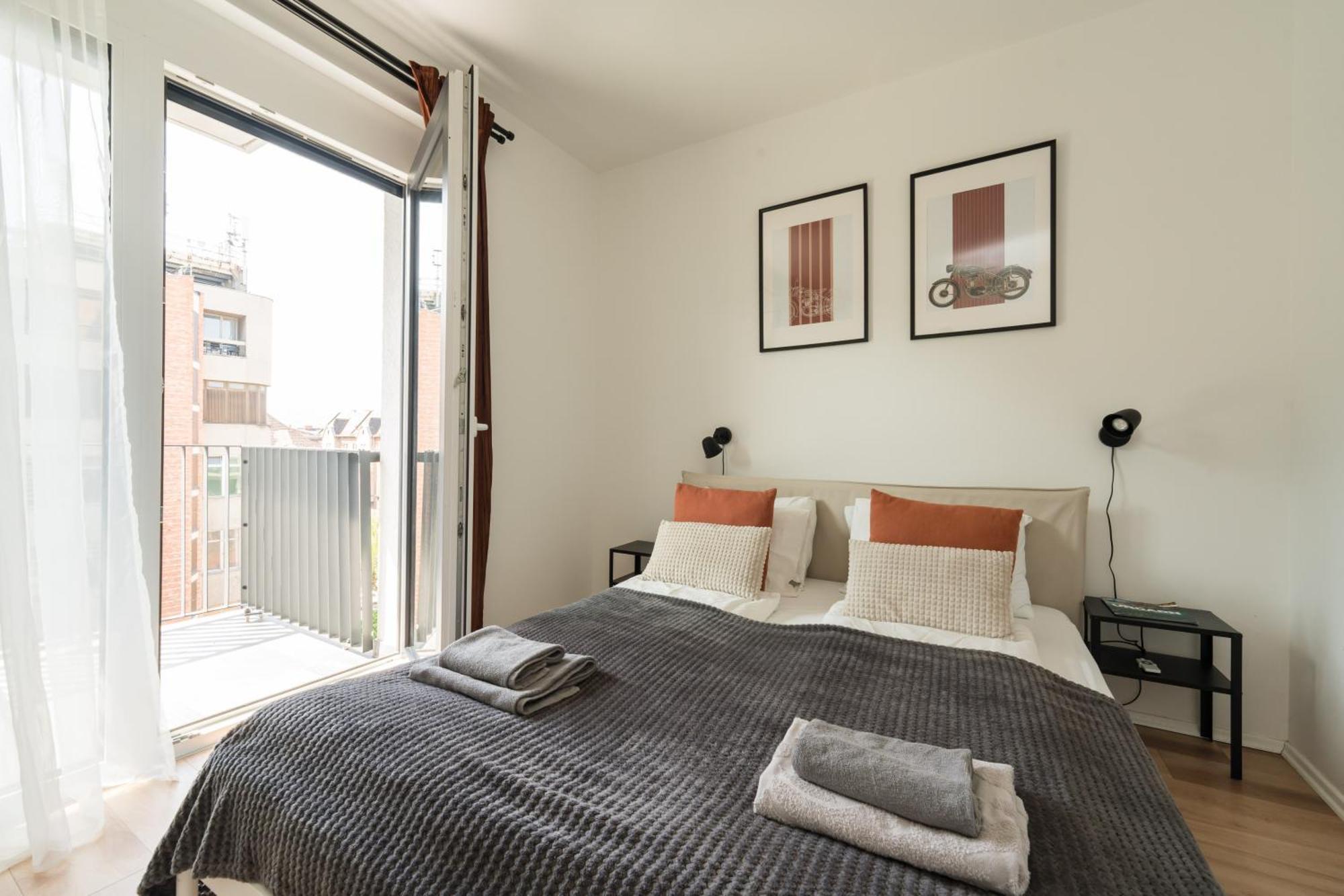 Brand New Modern Apartment-2 Rooms-Balcony-Garage بودابست المظهر الخارجي الصورة