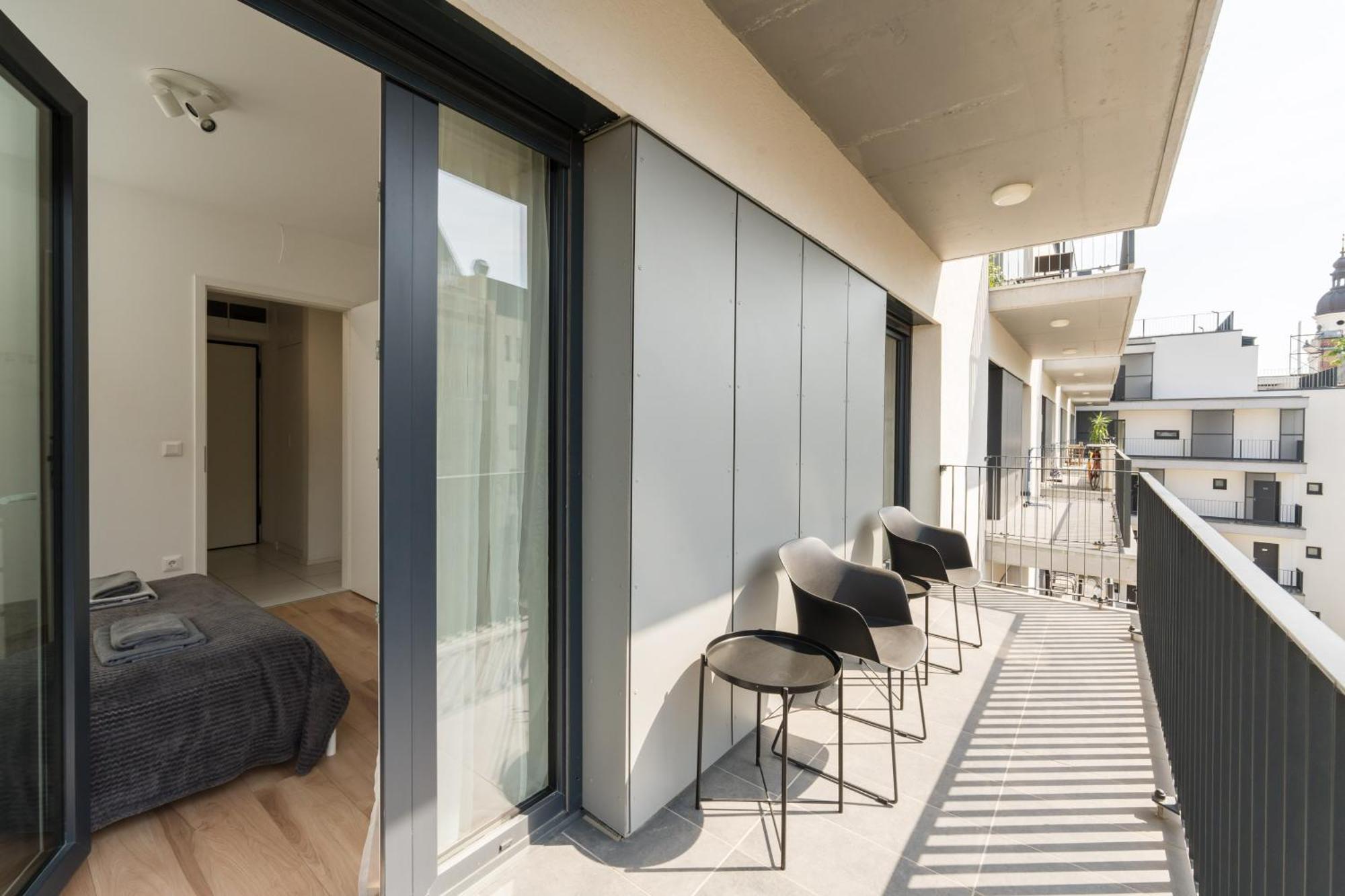Brand New Modern Apartment-2 Rooms-Balcony-Garage بودابست المظهر الخارجي الصورة